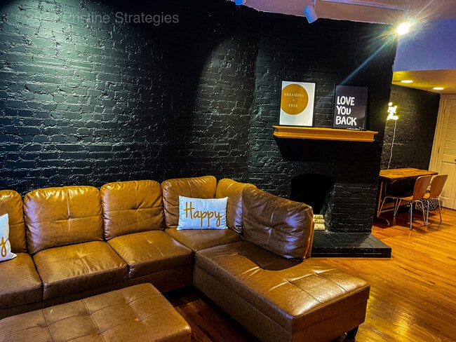 Photo - 8 N Boyle Ave