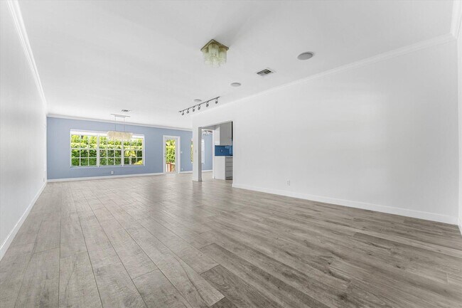 Photo - 8934 Emerson Ave