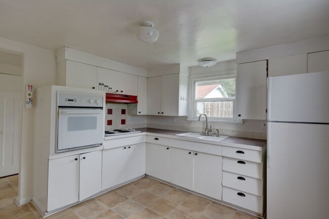Photo - Three Bedroom One Bath House