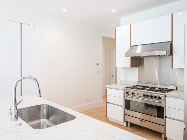 Photo - 1261-1265 Jackson St Unit 1261 Jackson Street