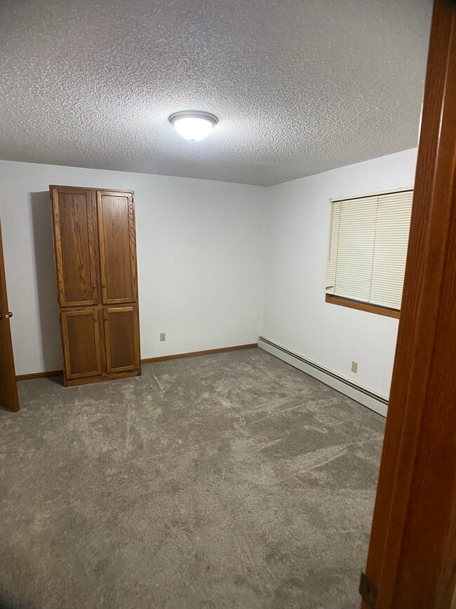 Photo - Kaeding Apartments - 315 Unit 6