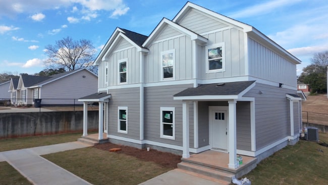 Photo - 231 Pineneedle Rd