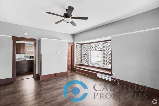 Building Photo - 2203 Broadway Rental