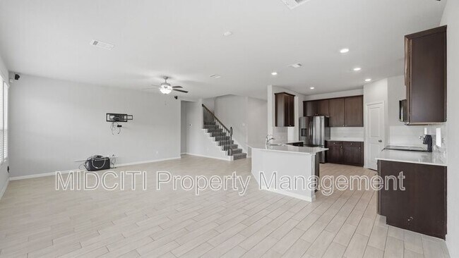 Photo - 1858 Lauter Ln