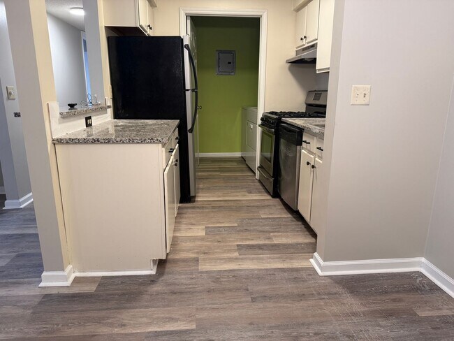 Photo - Inviting 1-Bedroom Condo with Natural Light! Unidad 103