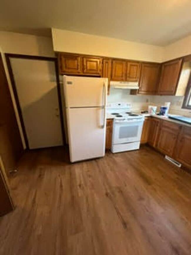 Building Photo - 664 Byers View Dr Unit 424 N. Kaser