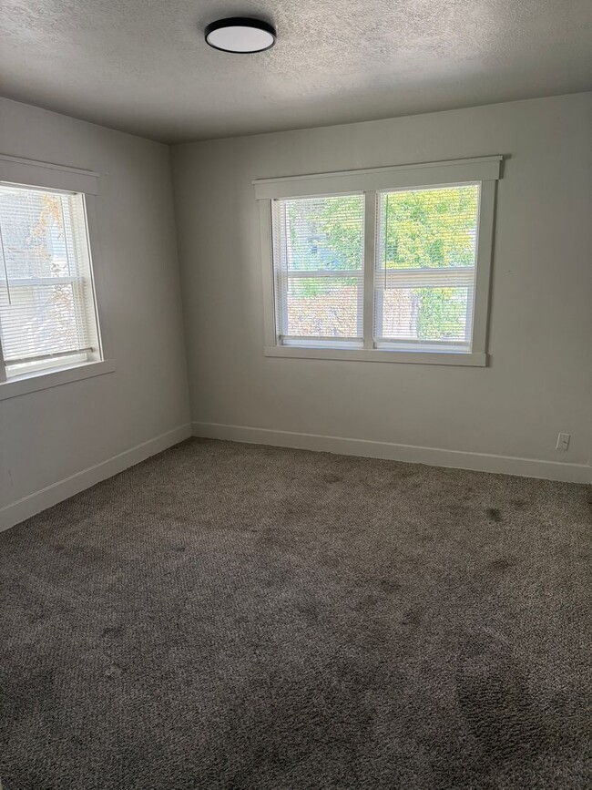 Photo - 2312 Harrison Blvd Unit Upstairs