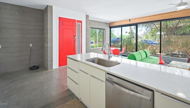 Photo - 1316 E Fillmore St