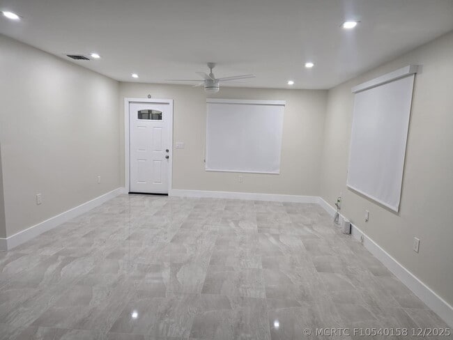 Photo - 2207 Taft St