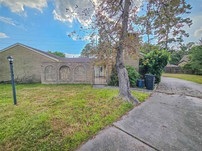 Photo - 218 Acorn Tree Ct