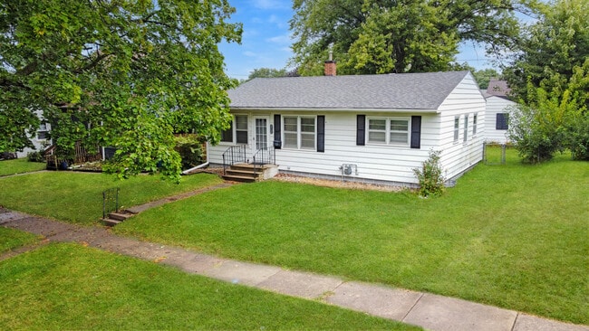 Building Photo - 1171 Bourland Ave Rental