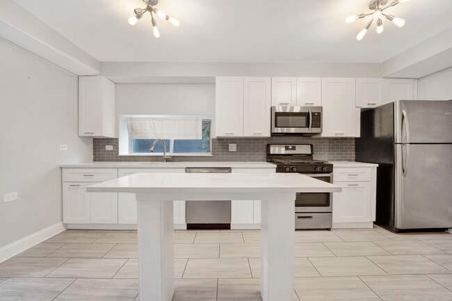 Photo - 2107 W Huron St Unit G