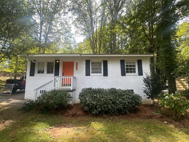 Building Photo - 1505 Woodland Rd Rental
