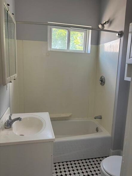 Photo - 176 Chestnut St Unit 2
