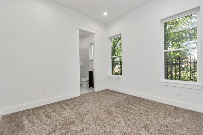 Photo - 4715 Independence Hts Ln