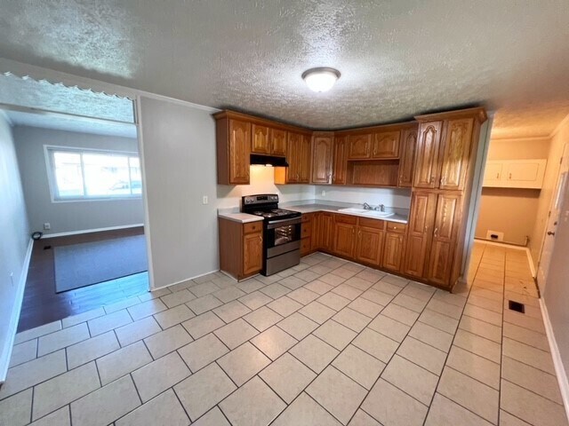 Photo - 2637 N BAZIL AVENUE