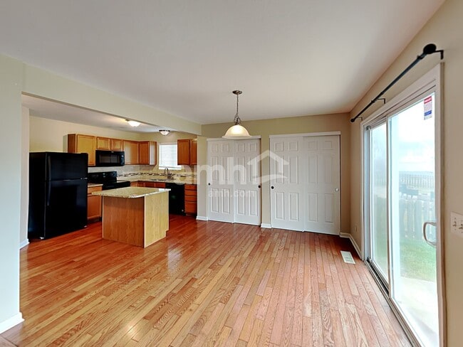 Photo - 1231 Candora St