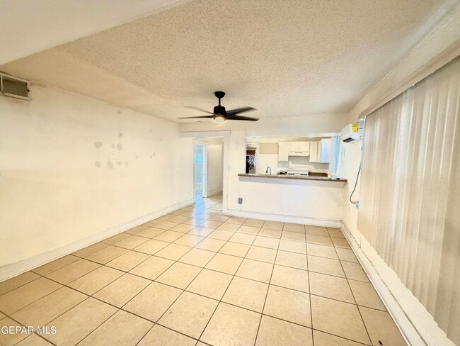 3429 Tularosa Ave