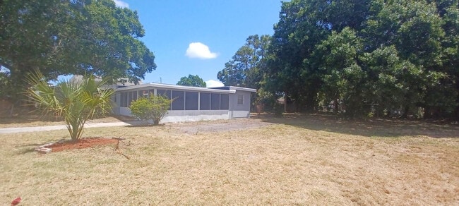 Photo - 1810 S 32nd St