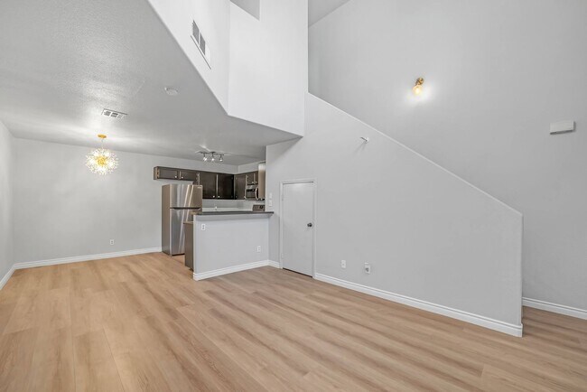 Photo - MOVE IN READY 3-BEDROOM 2-BATHROOM TOWNHOME IN GATED COMMUNITY!