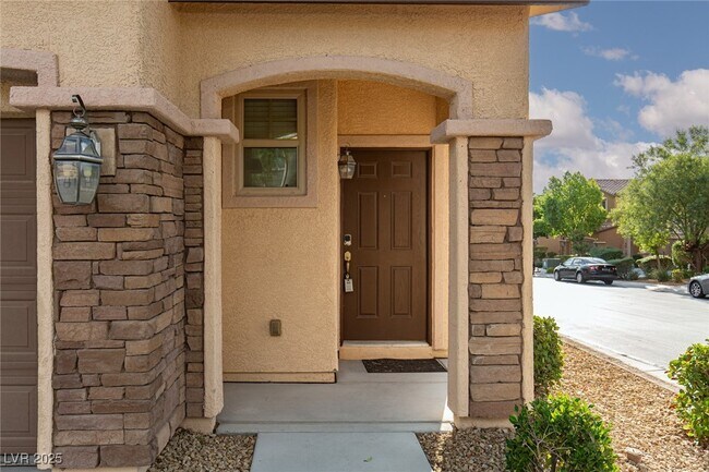 Photo - 888 Royal Amethyst Way