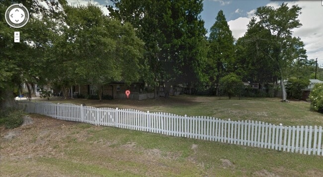 Photo - 5933 111th St