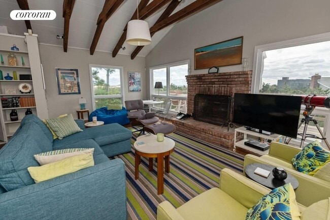 Photo - 84 Osprey Rd