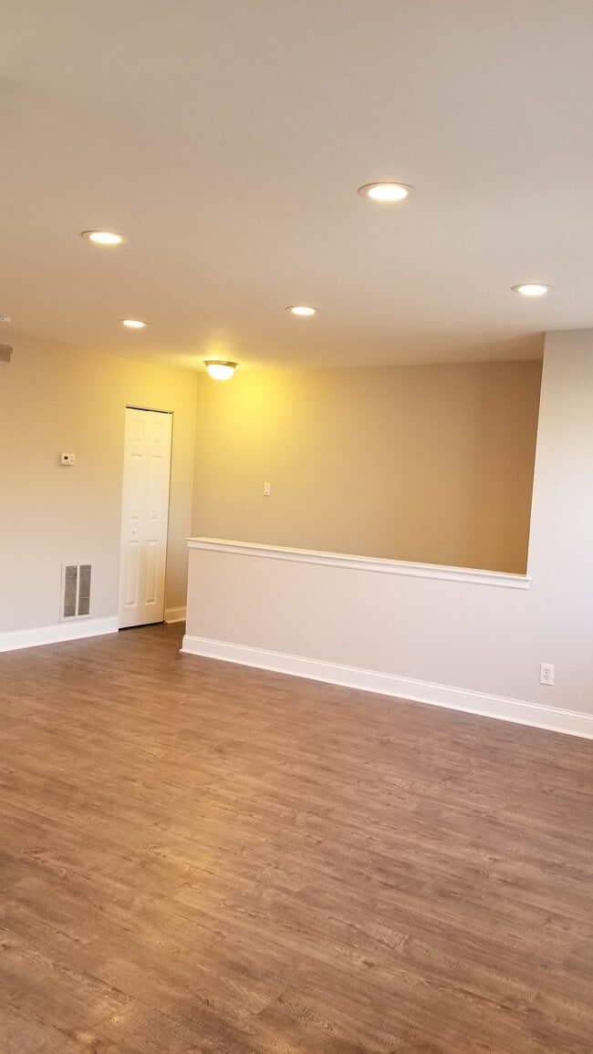 Photo - Reliance Place Unit 169