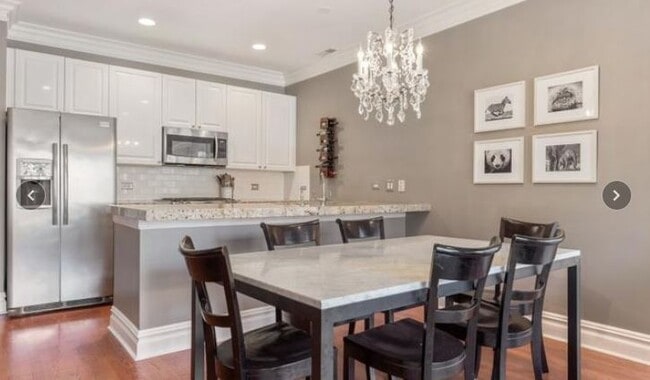 Photo - 823 W Lill Ave Unit 2W