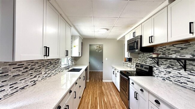 Photo - 1916 N Hastings St