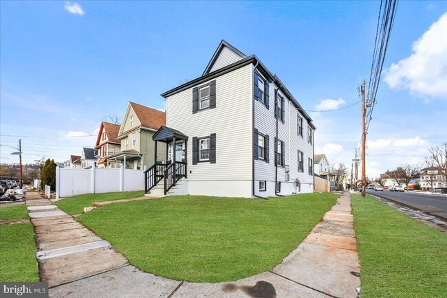 Photo - 143 Johnston Ave