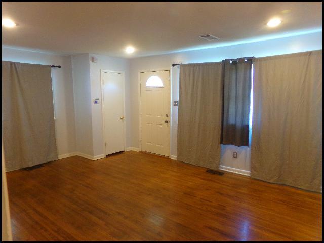 Photo - 9910 Brooks Ln