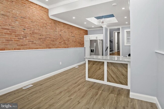 Photo - 2112 Eastern Ave