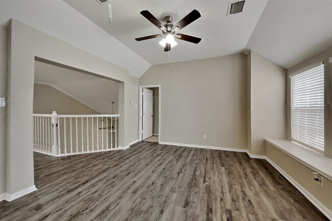 Photo - 17126 Hamilwood Dr