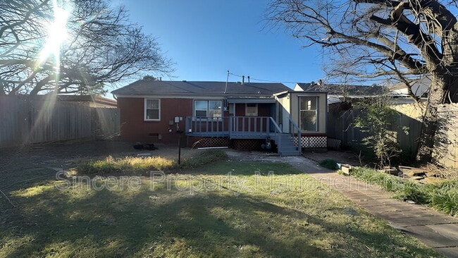 Building Photo - 2605 NW 34th St