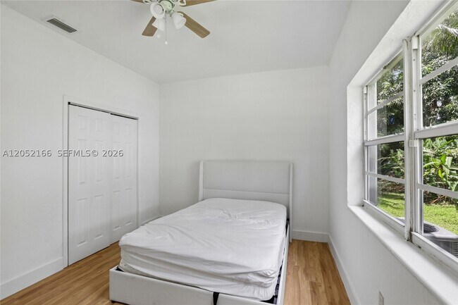 130 NW 85th St
