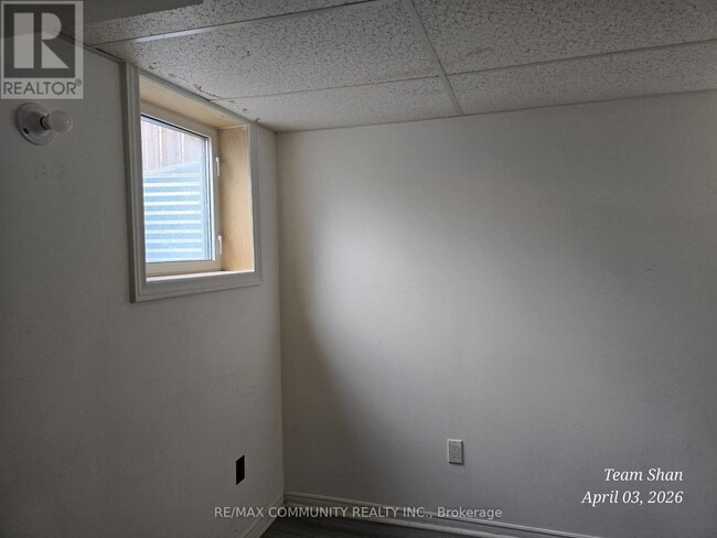 Photo - 191 Stather Crescent