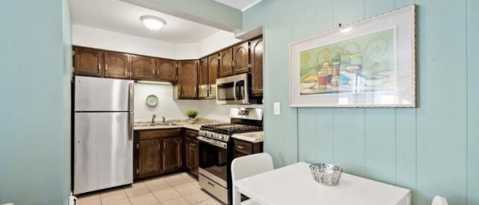 Photo - 644 W Arlington Pl