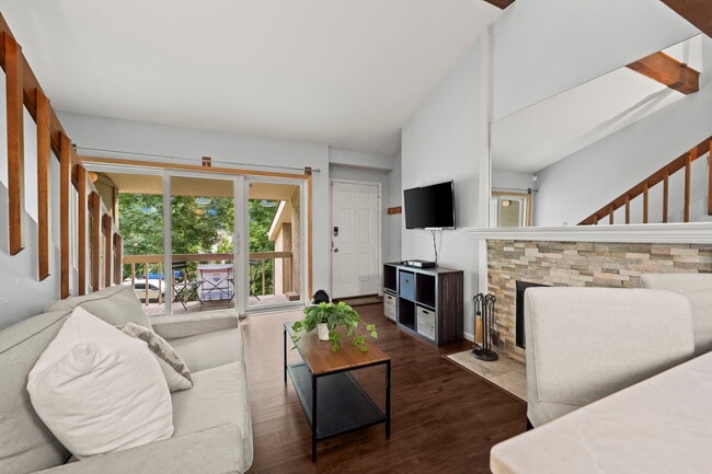Building Photo - 20 S Boulder Cir Unit 2312 Rental