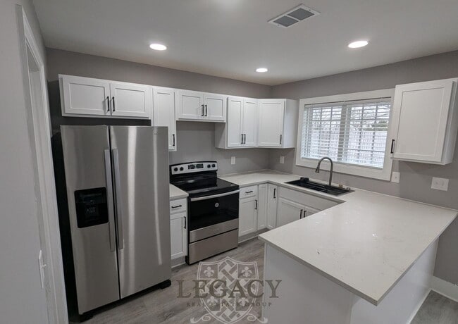 Photo - 408 Huntington Ridge Dr