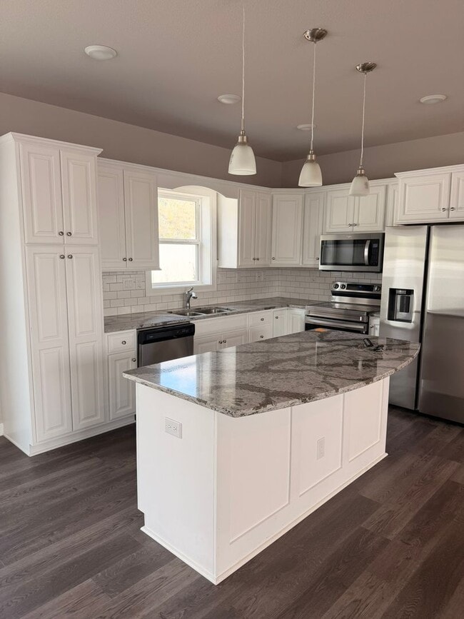 Photo - Modern, spacious, and move-in ready—this is the rental you’ve been waiting for!