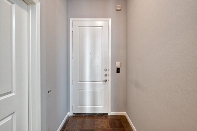 Photo - 3505 Sage Rd Unit 1206