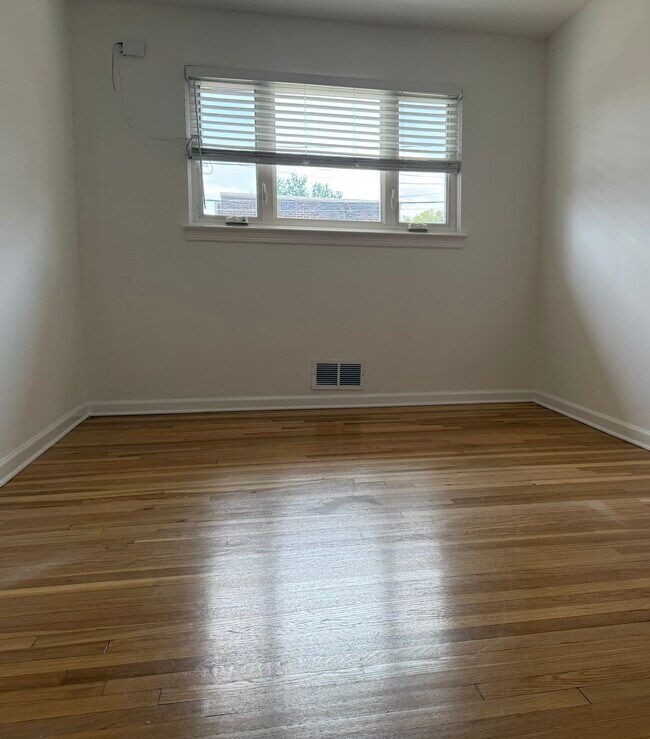 169 Fulton Ave Unit 1 -first floor -private entrance
