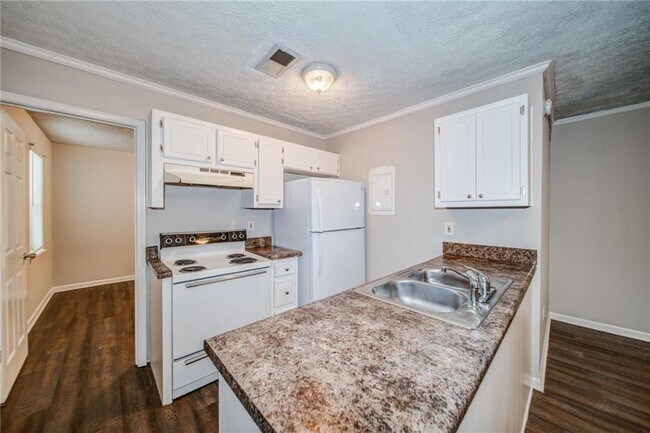 Photo - 341 W Griffin St