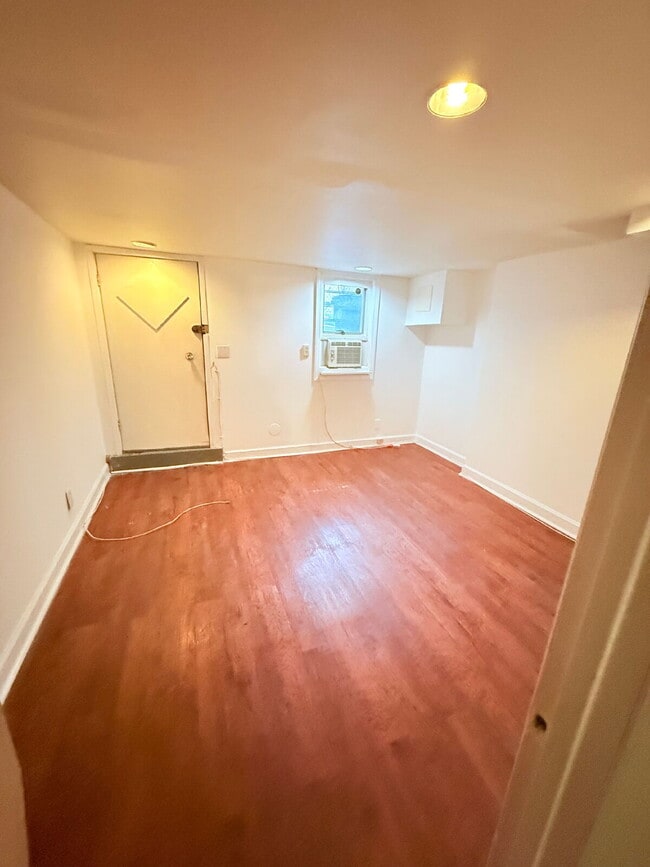 Photo - PERFECT FOR STUDENTS OR FAMILY NEEDING "IN-LAW SUITE"