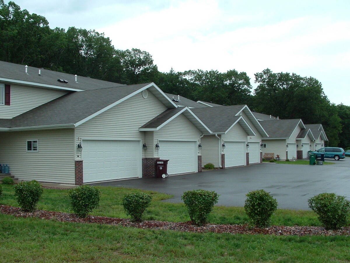 Photo - Fairfax Park Apartments