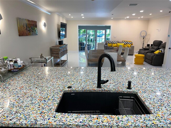 Photo - 3756 NE 167th St