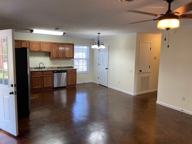 Another shot of Kitchen area - 1030 Sun Creek Rd