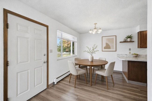 2264 S Colorado Ave Unit 4