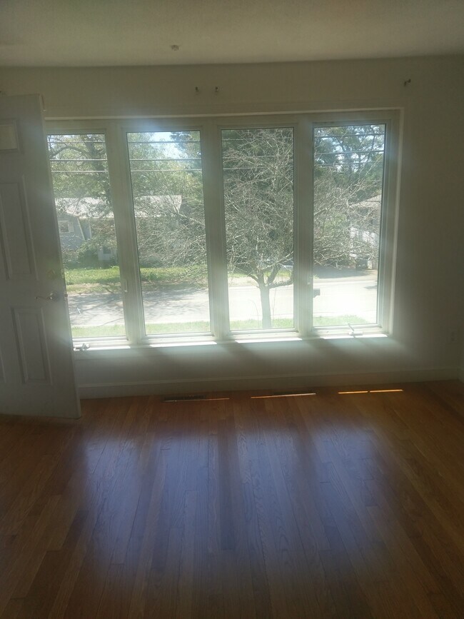 Photo - 275-277 Canton St Unit 2